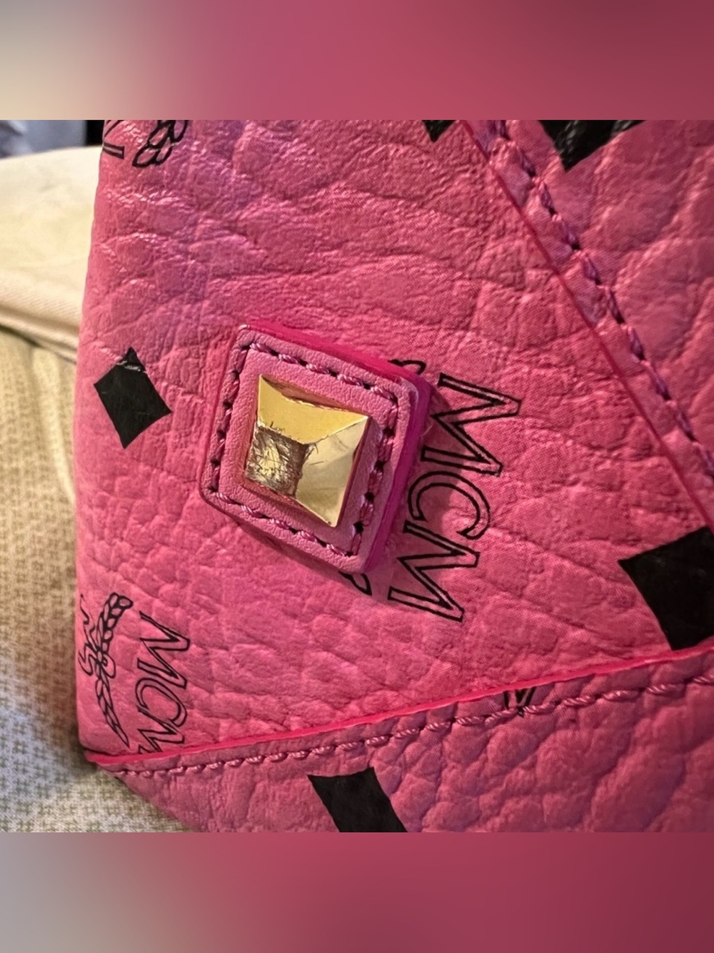 MCM Visetos & Pochette w/ Dust Bag - Picture 8 of 15
